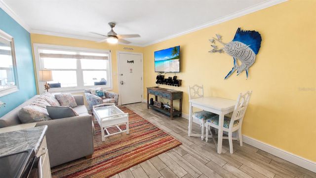 8465 W GULF BOULEVARD 52, Treasure Island, FL 33706