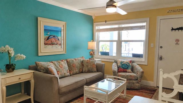 8465 W GULF BOULEVARD 52, Treasure Island, FL 33706