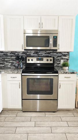 8465 W GULF BOULEVARD 52, Treasure Island, FL 33706