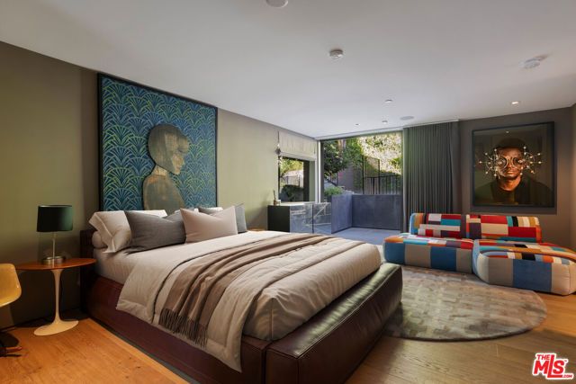 11968 Brentridge Drive, Los Angeles, CA 90049