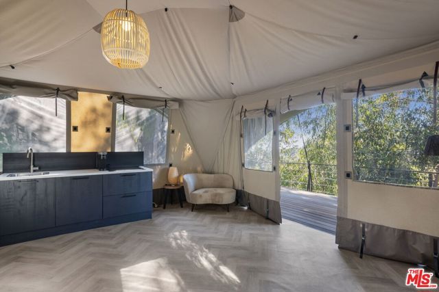 11968 Brentridge Drive, Los Angeles, CA 90049