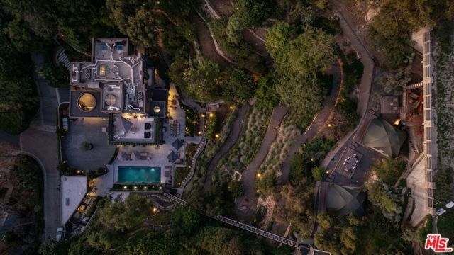 11968 Brentridge Drive, Los Angeles, CA 90049