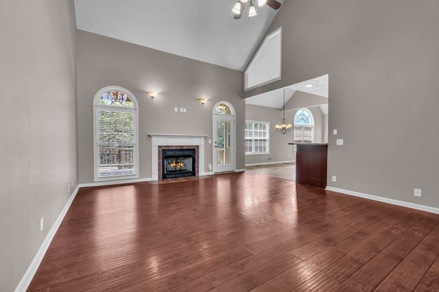 510 Winding Bluff Way, Clarksville, TN 37040