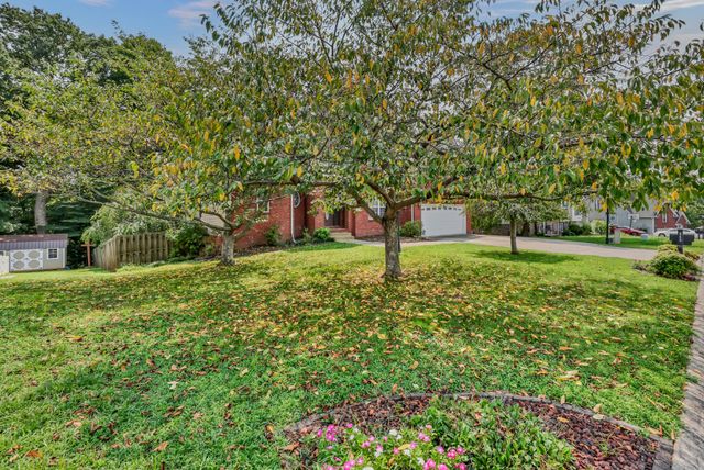 510 Winding Bluff Way, Clarksville, TN 37040