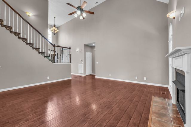 510 Winding Bluff Way, Clarksville, TN 37040