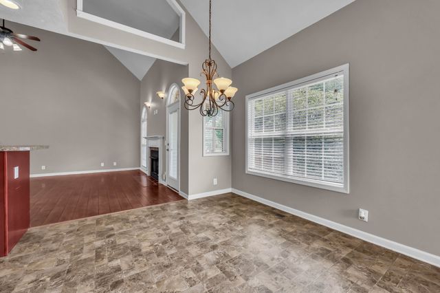 510 Winding Bluff Way, Clarksville, TN 37040