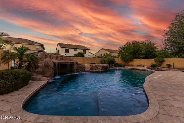 18220 W ORCHID Lane, Waddell, AZ 85355