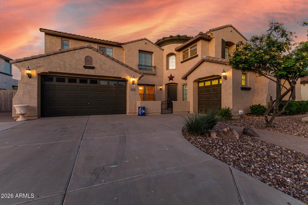 18220 W ORCHID Lane, Waddell, AZ 85355