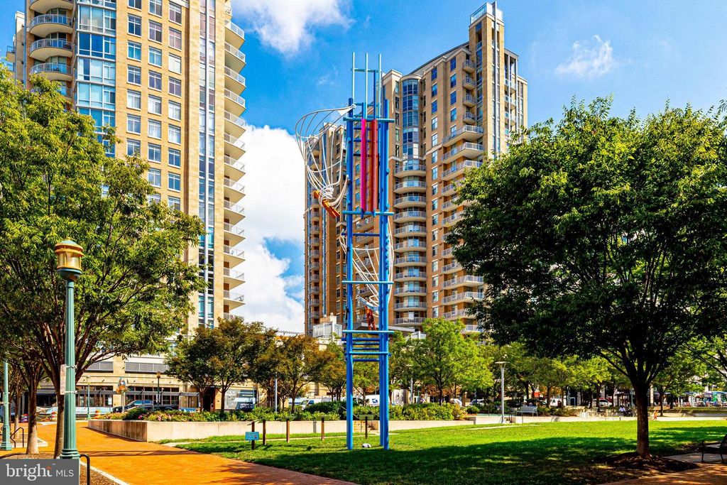 11619 VANTAGE HILL RD #1A, Reston, VA 20190