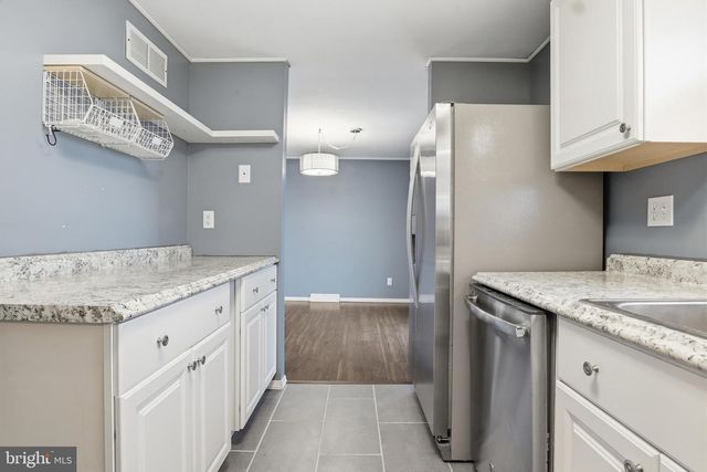 107 MAPLEWOOD DR, Dover, PA 17315