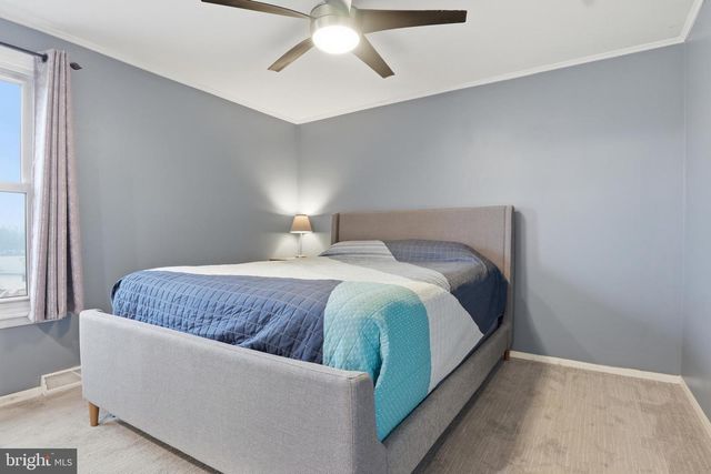 107 MAPLEWOOD DR, Dover, PA 17315