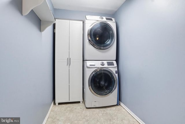 107 MAPLEWOOD DR, Dover, PA 17315