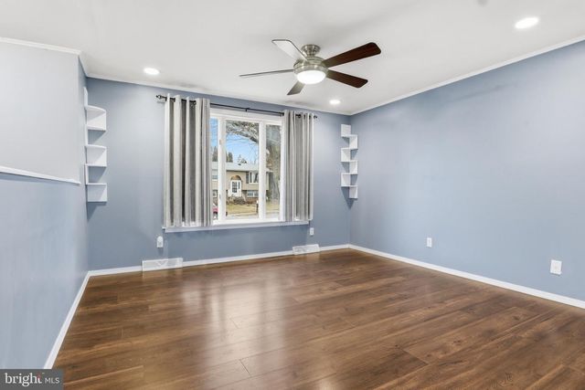 107 MAPLEWOOD DR, Dover, PA 17315