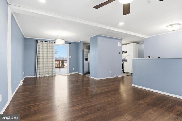 107 MAPLEWOOD DR, Dover, PA 17315