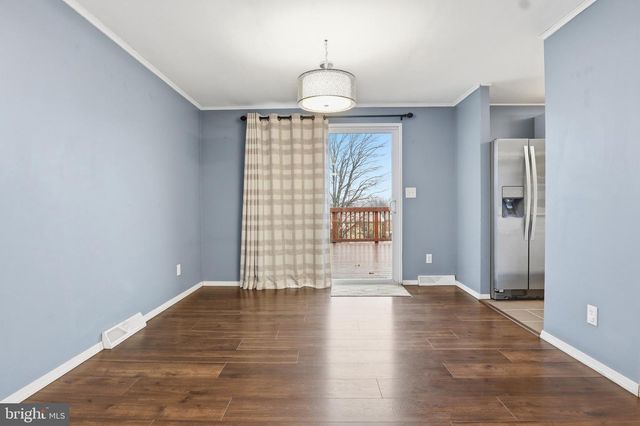 107 MAPLEWOOD DR, Dover, PA 17315