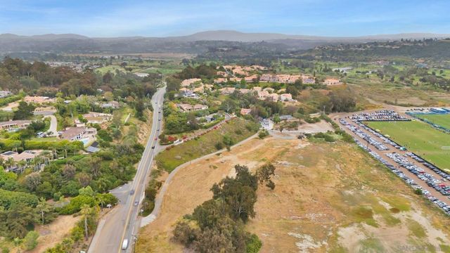 3985 Via De La Valle, Del Mar, CA 92014