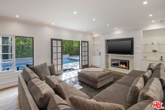 15916 Daniel Lane, Encino (los Angeles), CA 91436