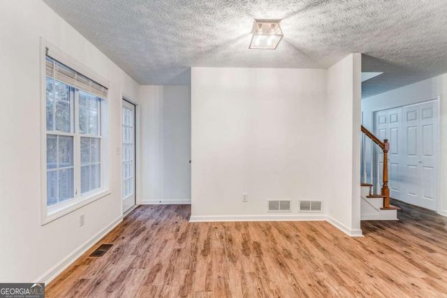 647 Philadelphia Drive, Jasper, GA 30143