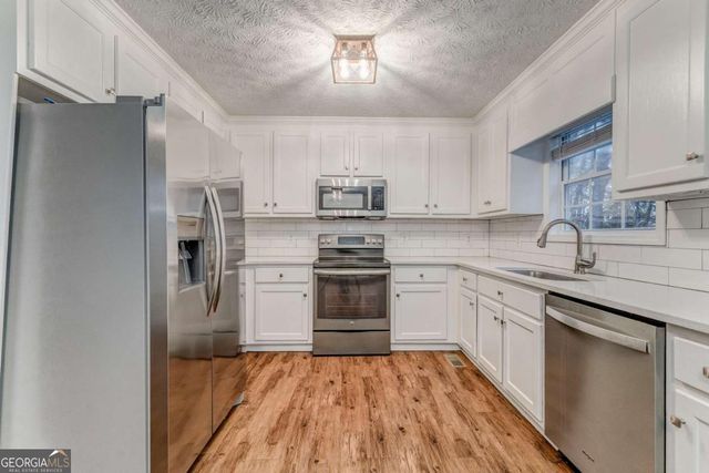 647 Philadelphia Drive, Jasper, GA 30143