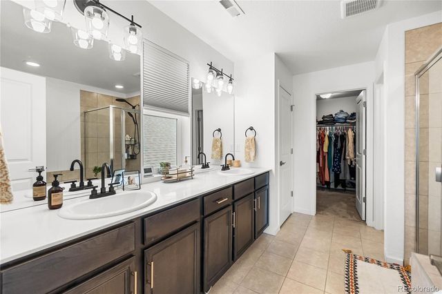 409 Overbrook Lane, Longmont, CO 80504