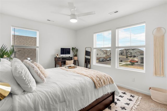 409 Overbrook Lane, Longmont, CO 80504