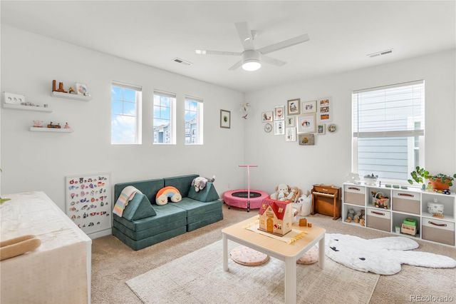 409 Overbrook Lane, Longmont, CO 80504