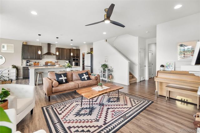 409 Overbrook Lane, Longmont, CO 80504