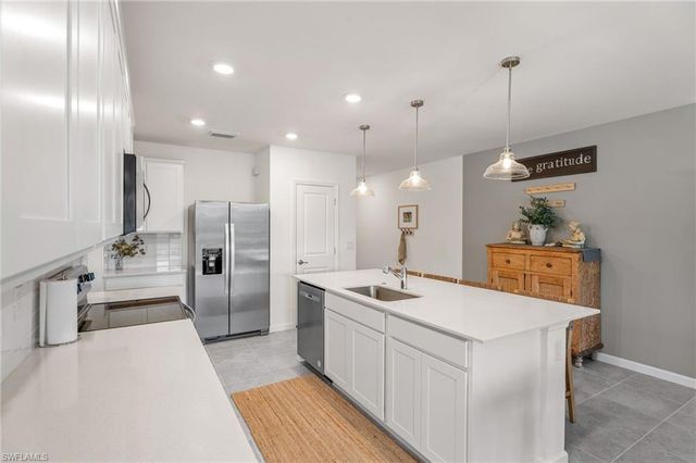 1526 Lake Jessup CIR, Cape Coral, FL 33909