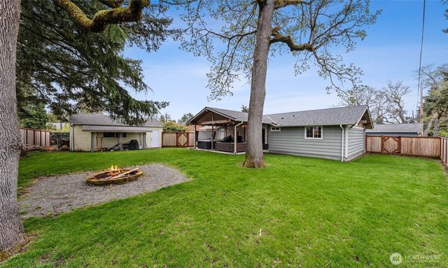 10402 Douglas Drive SW, Lakewood, WA 98499