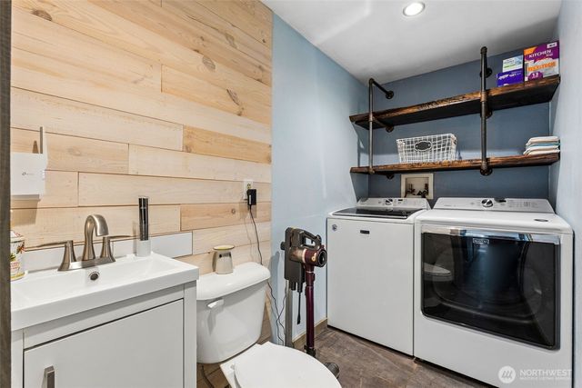10402 Douglas Drive SW, Lakewood, WA 98499
