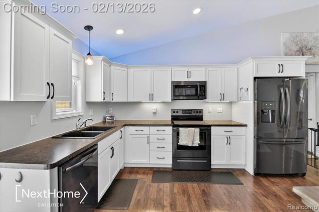 715 Glen Oak Drive, Manchester, MI 48158