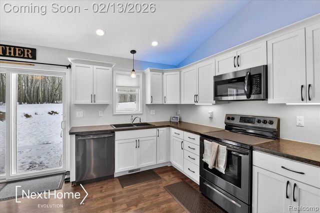 715 Glen Oak Drive, Manchester, MI 48158