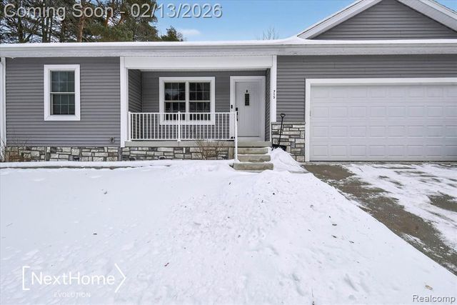715 Glen Oak Drive, Manchester, MI 48158