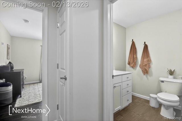 715 Glen Oak Drive, Manchester, MI 48158