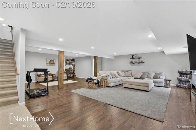 715 Glen Oak Drive, Manchester, MI 48158