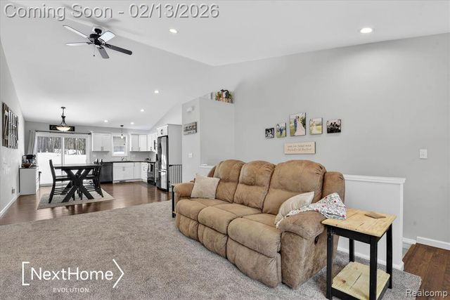 715 Glen Oak Drive, Manchester, MI 48158