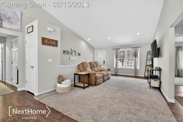 715 Glen Oak Drive, Manchester, MI 48158