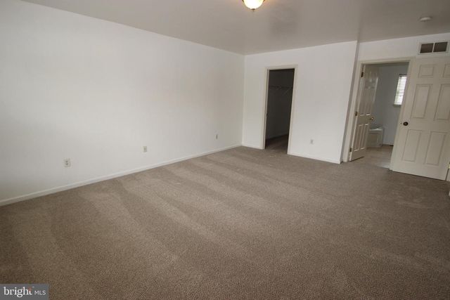 515 BLUEBILL DR, New Castle, DE 19720