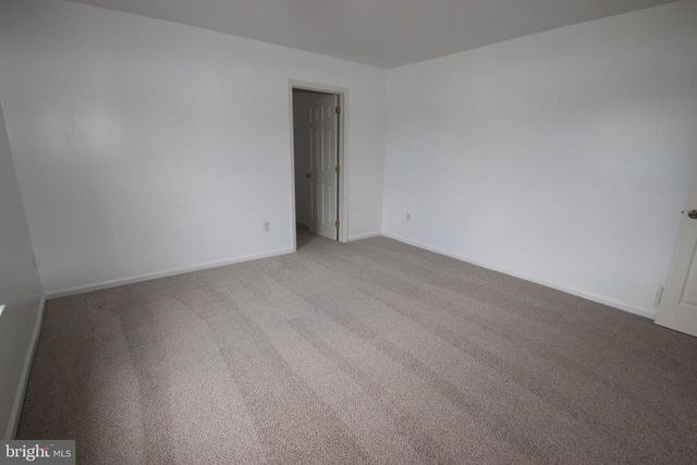 515 BLUEBILL DR, New Castle, DE 19720