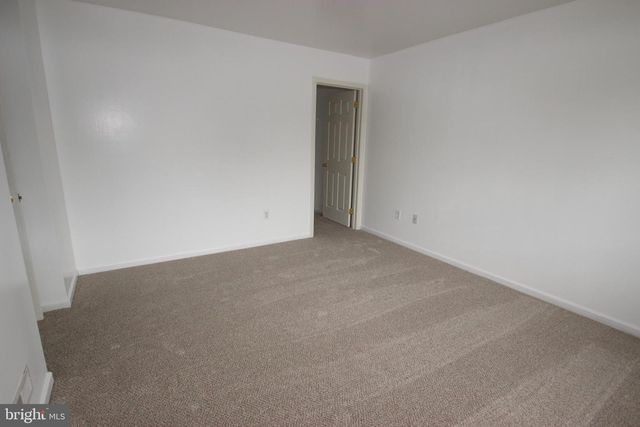 515 BLUEBILL DR, New Castle, DE 19720