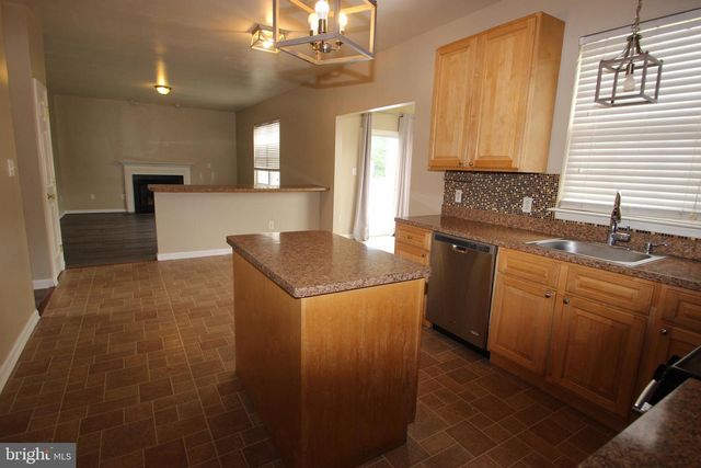 515 BLUEBILL DR, New Castle, DE 19720