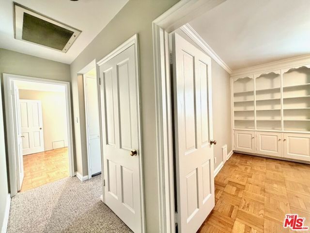951 Masselin Avenue, Los Angeles, CA 90036