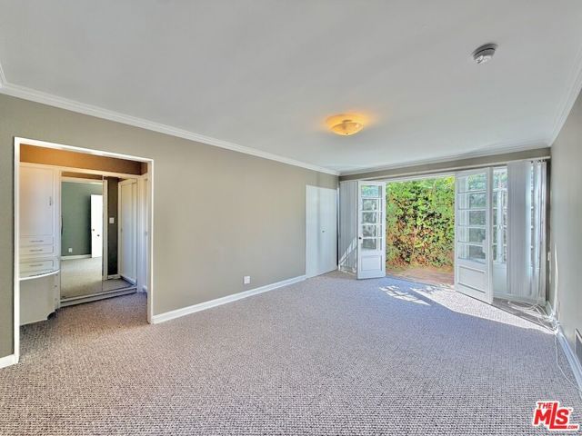 951 Masselin Avenue, Los Angeles, CA 90036