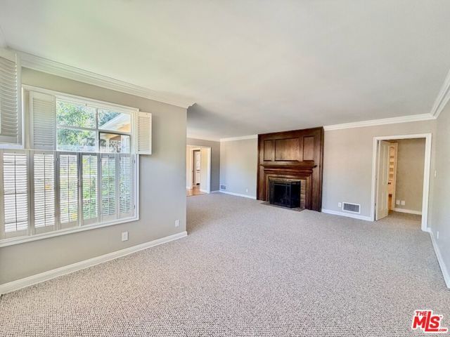 951 Masselin Avenue, Los Angeles, CA 90036