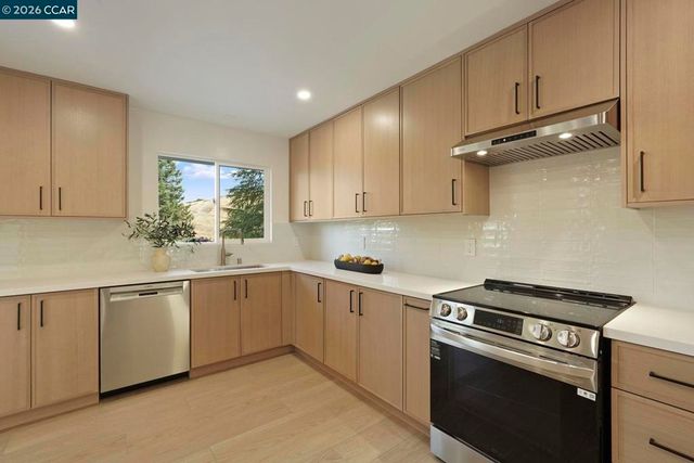 3233 Lucas Circle, Lafayette, CA 94549