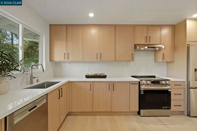 3233 Lucas Circle, Lafayette, CA 94549