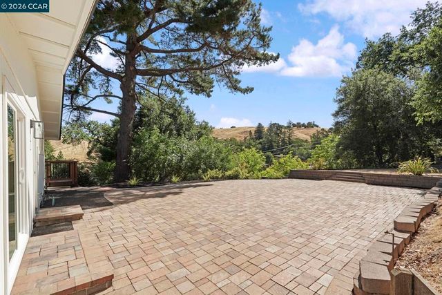 3233 Lucas Circle, Lafayette, CA 94549