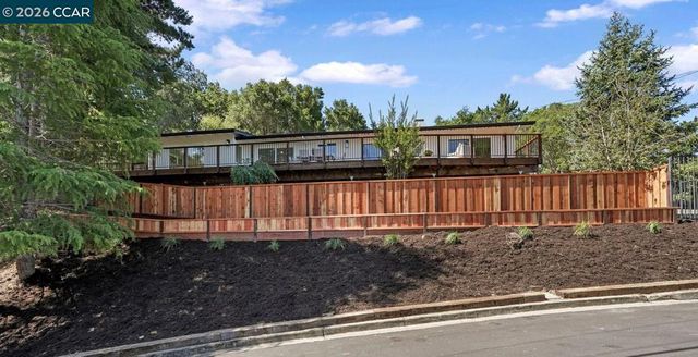 3233 Lucas Circle, Lafayette, CA 94549