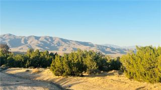 9132 Candlewood, Apple Valley, CA 92308