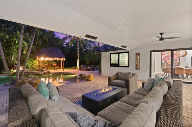 2980 Salerno Way, Delray Beach, FL 33445